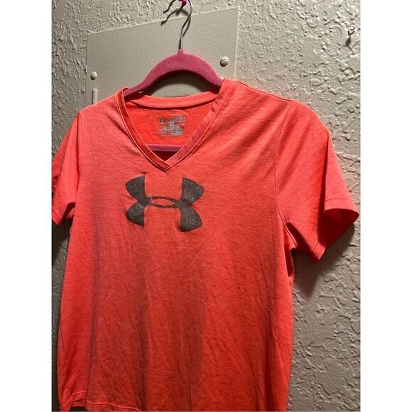Under Armour Girls T-Shirt Size Youth XL - Picture 2 of 6